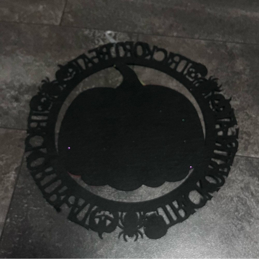 PJ* New! Jack o’ Lantern with Black Trick or Treat Trim Halloween Wall Decor - Picture 2 of 2